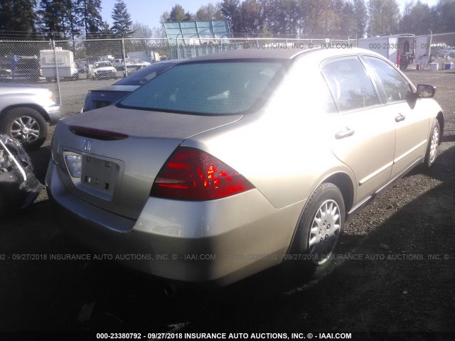 1HGCM56177A051466 - 2007 HONDA ACCORD VALUE GOLD photo 4