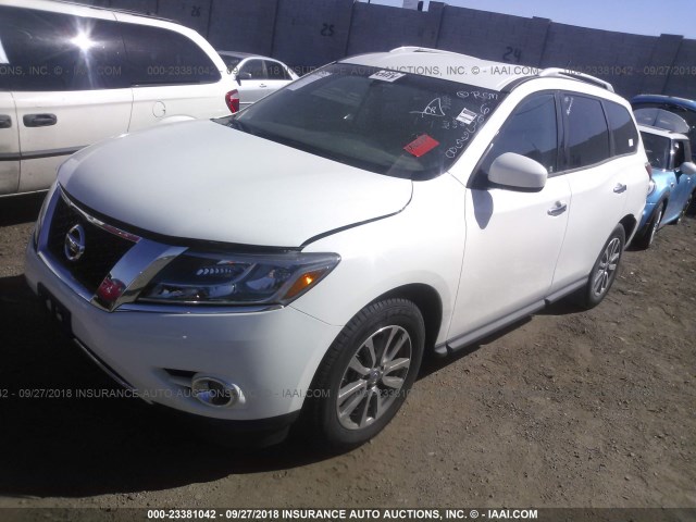 5N1AR2MN1FC683258 - 2015 NISSAN PATHFINDER S/SV/SL/PLATINUM WHITE photo 2