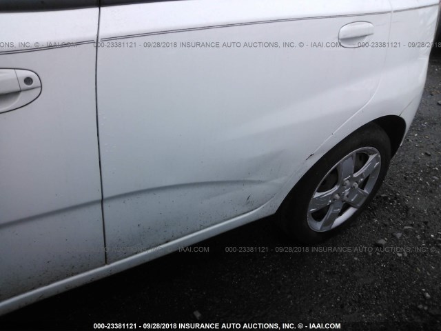 KL1TD66E09B652777 - 2009 CHEVROLET AVEO LS/LT 白色 照片 6