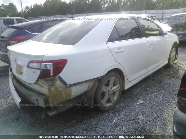 4T1BF1FK3CU514004 - 2012 TOYOTA CAMRY SE/LE/XLE 白色 照片 4