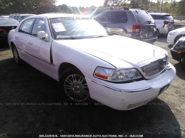 2LNHM82W18X646230 - 2008 LINCOLN TOWN CAR SIGNATURE LIMITED WHITE photo 1