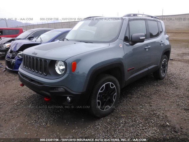 ZACCJBCT5FPC32088 - 2015 JEEP RENEGADE TRAILHAWK GRAY photo 2