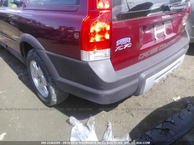 YV1SZ592151177930 - 2005 VOLVO XC70 RED photo 6