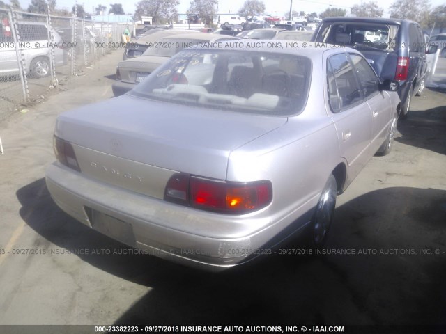 JT2BG12K5T0406622 - 1996 TOYOTA CAMRY DX/LE/XLE TAN photo 4