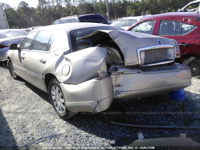 1LNHM82V27Y609595 - 2007 LINCOLN TOWN CAR SIGNATURE LIMITED TAN photo 3