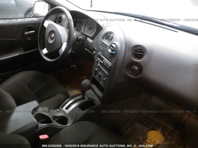 2G2WP552971189716 - 2007 PONTIAC GRAND PRIX SILVER photo 5