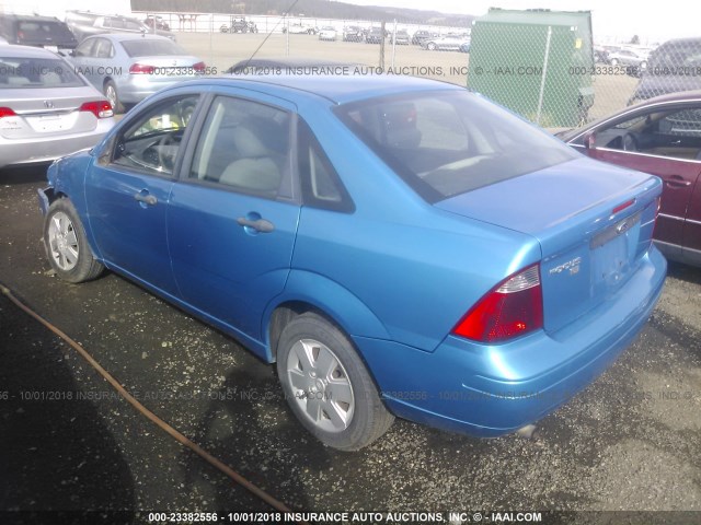 1FAHP34N97W118311 - 2007 FORD FOCUS ZX4/S/SE/SES 蓝色 照片 3