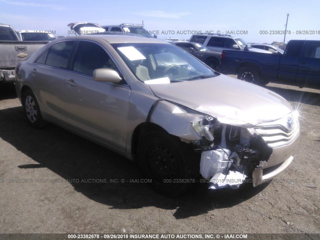 4T4BF3EK5AR020310 - 2010 TOYOTA CAMRY SE/LE/XLE 金色 照片 1