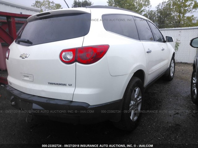 1GNKRGED9BJ353649 - 2011 CHEVROLET TRAVERSE LT WHITE photo 4