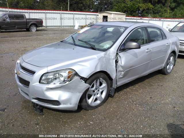 1G1ZB5E09CF195324 - 2012 CHEVROLET MALIBU LS Gümüş foto 2