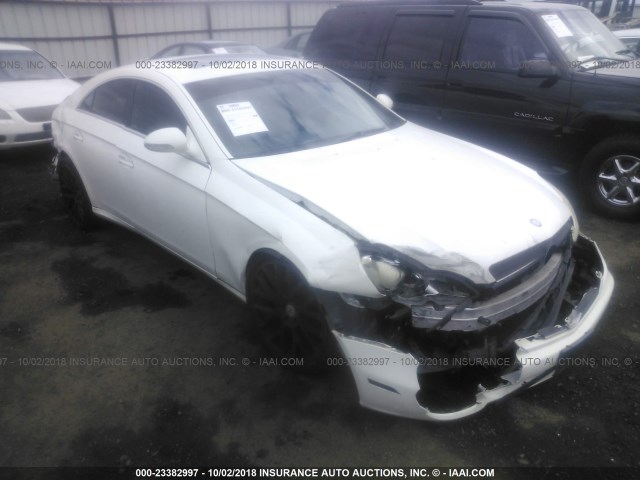 WDDDJ75X76A021725 - 2006 MERCEDES-BENZ CLS 500C WHITE photo 1