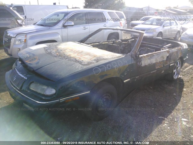 1C3EU453XSF580690 - 1995 CHRYSLER LEBARON GTC 绿色 照片 2