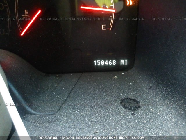 5LMFU28RX3LJ02561 - 2003 LINCOLN NAVIGATOR Weiß Foto 7