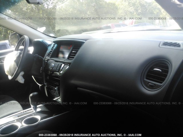 5N1AR2MN0DC677951 - 2013 NISSAN PATHFINDER S/SV/SL/PLATINUM BLACK photo 5