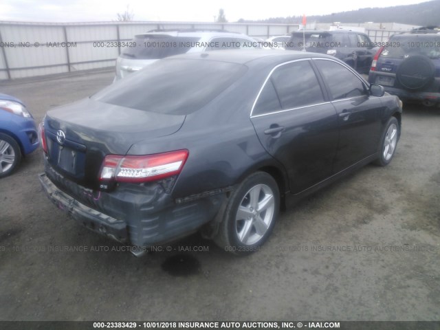 4T1BF3EKXAU066421 - 2010 TOYOTA CAMRY SE/LE/XLE 灰色 照片 4