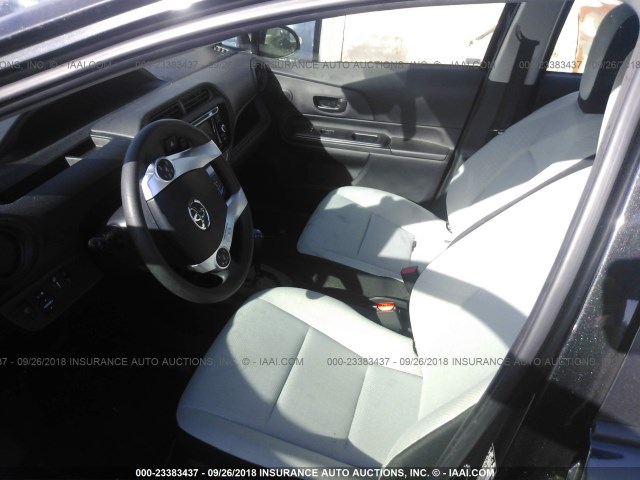 JTDKDTB34H1596077 - 2017 TOYOTA PRIUS C GRAY photo 5