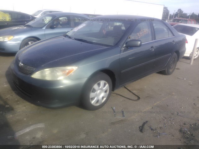 4T1BE32K03U692408 - 2003 TOYOTA CAMRY LE/XLE/SE GREEN photo 2