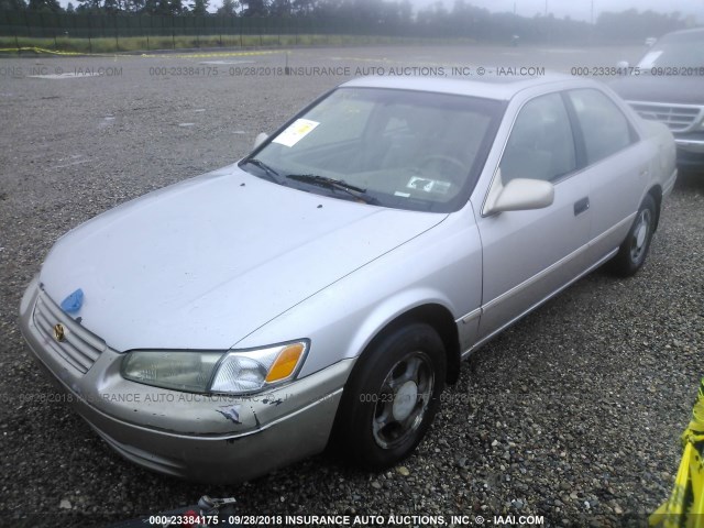 4T1BG22K0VU023725 - 1997 TOYOTA CAMRY CE/LE/XLE 棕色 照片 2
