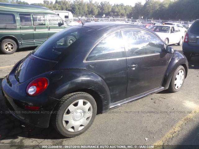 3VWPG3AG5AM018481 - 2010 VOLKSWAGEN NEW BEETLE Qara foto 4