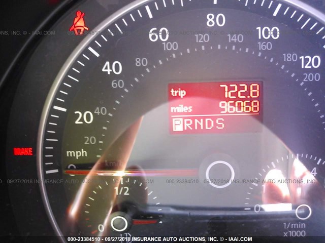 3VWPG3AG5AM018481 - 2010 VOLKSWAGEN NEW BEETLE Qara foto 7