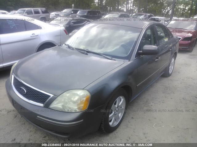 1FAFP24125G151382 - 2005 FORD FIVE HUNDRED SEL GRAY photo 2