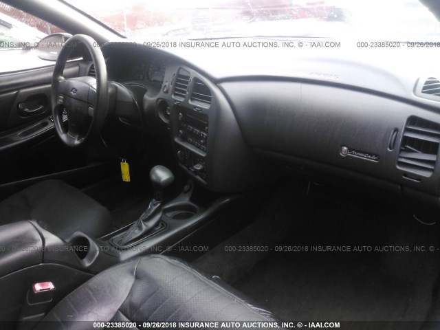 2G1WW12E449429833 - 2004 CHEVROLET MONTE CARLO LS ვერცხლისფერი ფოტო 5
