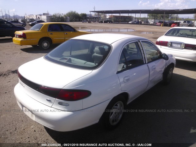 1FAFP13P8WW260307 - 1998 FORD ESCORT SE/SPORT WHITE photo 4