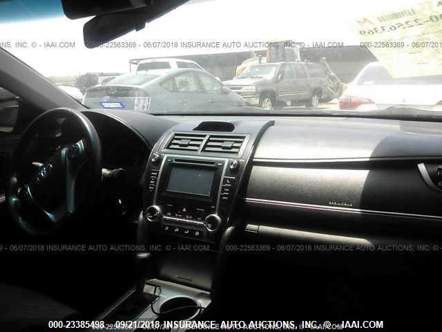 4T1BF1FK7CU178468 - 2012 TOYOTA CAMRY SE/LE/XLE შავი ფოტო 5