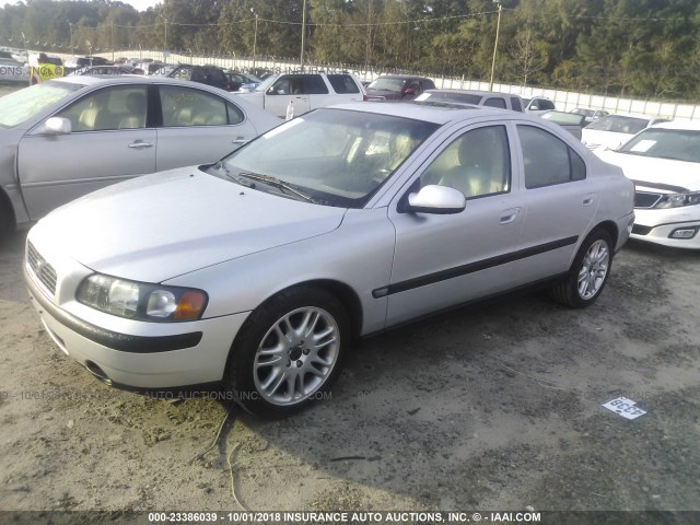 YV1RS58D922194034 - 2002 VOLVO S60 2.4T SILVER photo 2