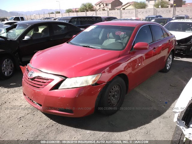 4T1BE46K47U038971 - 2007 TOYOTA CAMRY NEW GENERAT CE/LE/XLE/SE RED photo 2