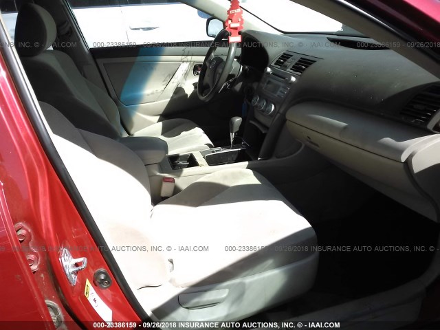 4T1BE46K47U038971 - 2007 TOYOTA CAMRY NEW GENERAT CE/LE/XLE/SE RED photo 5