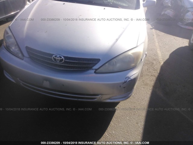 4T1BE32K44U845146 - 2004 TOYOTA CAMRY LE/XLE/SE SILVER photo 6