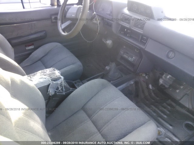 JT4RN62S6H0125932 - 1987 TOYOTA 4RUNNER RN60 Dark Blue photo 5