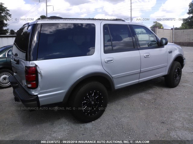 1FMPU16L0YLA13461 - 2000 FORD EXPEDITION XLT GRAY photo 4