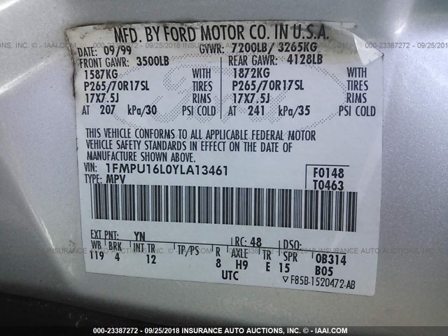 1FMPU16L0YLA13461 - 2000 FORD EXPEDITION XLT GRAY photo 9