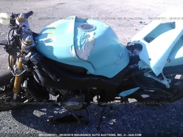 JKBZXJC125A005589 - 2005 KAWASAKI ZX636 C1 BLUE photo 9