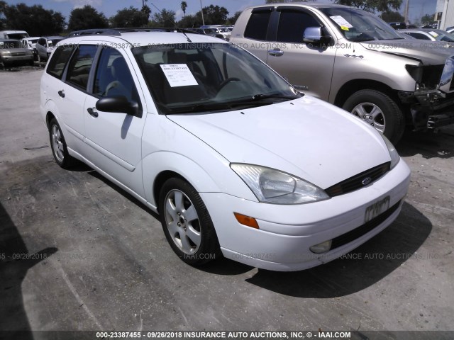 1FAHP36302W181804 - 2002 FORD FOCUS SE/SE COMFORT/ZTW/SE SPRT WHITE photo 1