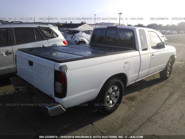 1N6DD26S8XC335345 - 1999 NISSAN FRONTIER KING CAB XE/KING CAB SE WHITE photo 4