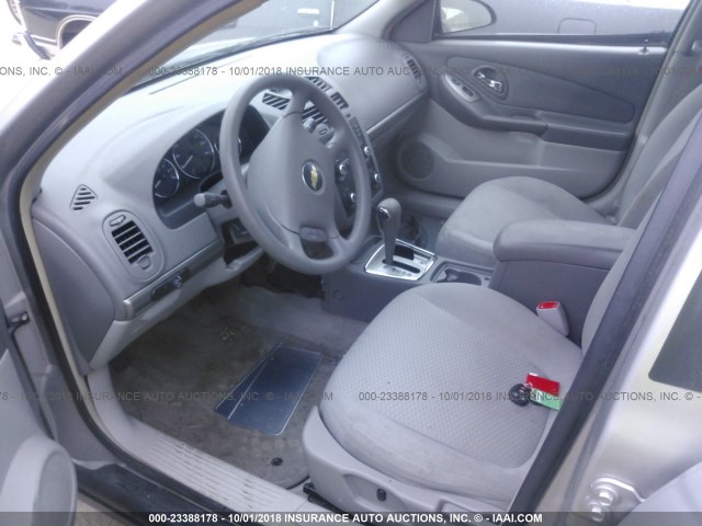 1G1ZS58F98F131680 - 2008 CHEVROLET MALIBU LS ვერცხლისფერი ფოტო 5