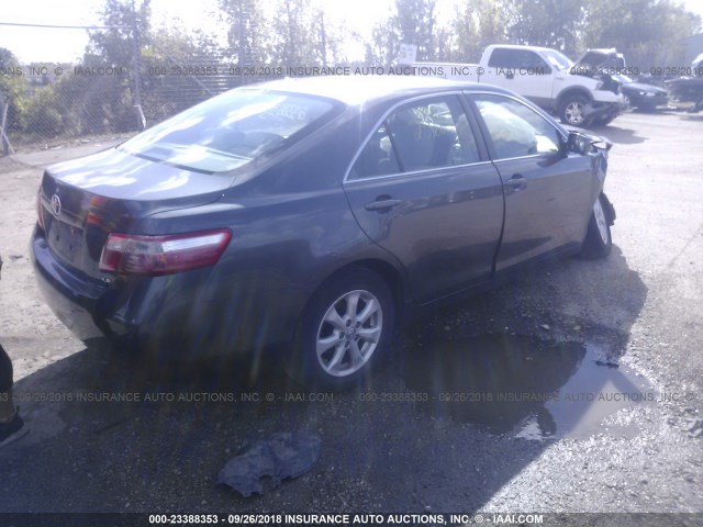 4T4BE46K48R019439 - 2008 TOYOTA CAMRY CE/LE/XLE/SE BLACK photo 4