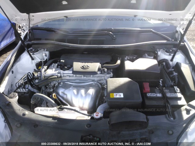 4T1BF1FK8HU408638 - 2017 TOYOTA CAMRY LE/XLE/SE/XSE 白色 照片 10