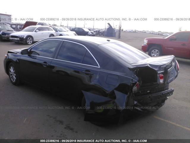 4T1BF3EK9AU103152 - 2010 TOYOTA CAMRY SE/LE/XLE შავი ფოტო 3