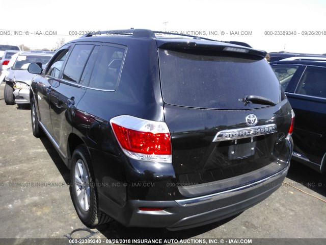 5TDZK3EHXBS030690 - 2011 TOYOTA HIGHLANDER SE BLACK photo 3