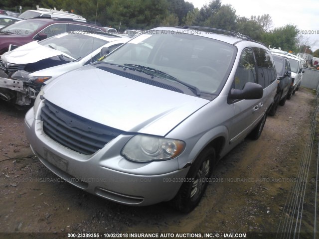 2A4GP54L66R818935 - 2006 CHRYSLER TOWN & COUNTRY TOURING SILVER photo 2