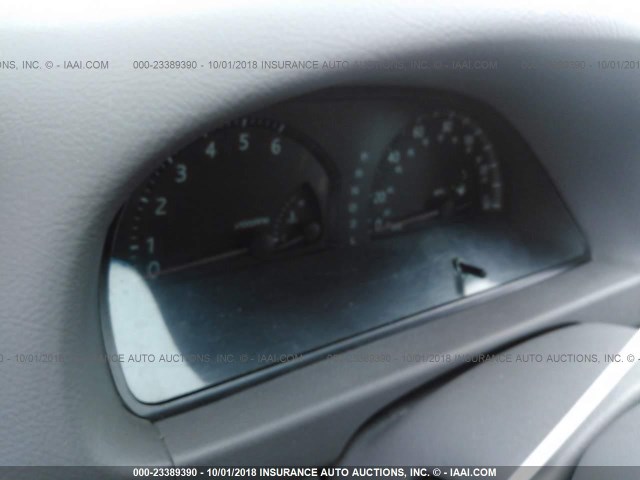 JTDBE32K520132040 - 2002 TOYOTA CAMRY LE/XLE/SE Boz foto 7