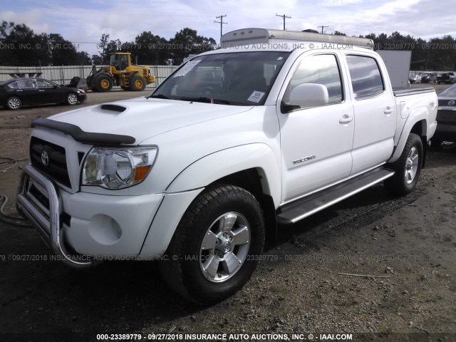 5TEJU62N37Z466147 - 2007 TOYOTA TACOMA DOUBLE CAB PRERUNNER WHITE photo 2