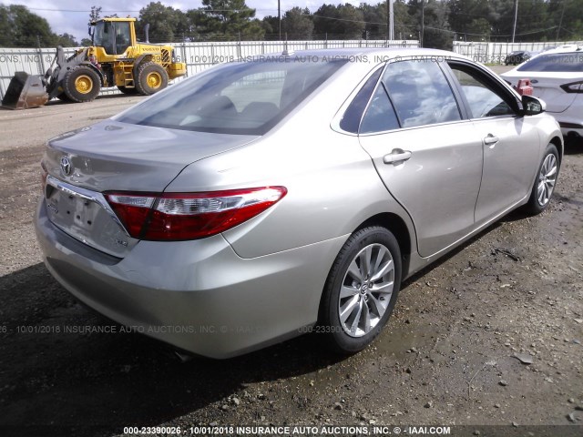 4T4BF1FK9FR501574 - 2015 TOYOTA CAMRY LE/XLE/SE/XSE GOLD photo 4
