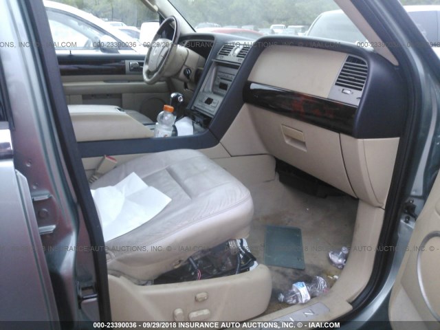 5LMFU27536LJ24064 - 2006 LINCOLN NAVIGATOR 绿色 照片 5