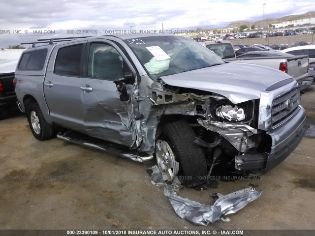 5TFDV581X7X028936 - 2007 TOYOTA TUNDRA CREWMAX LIMITED SILVER photo 1