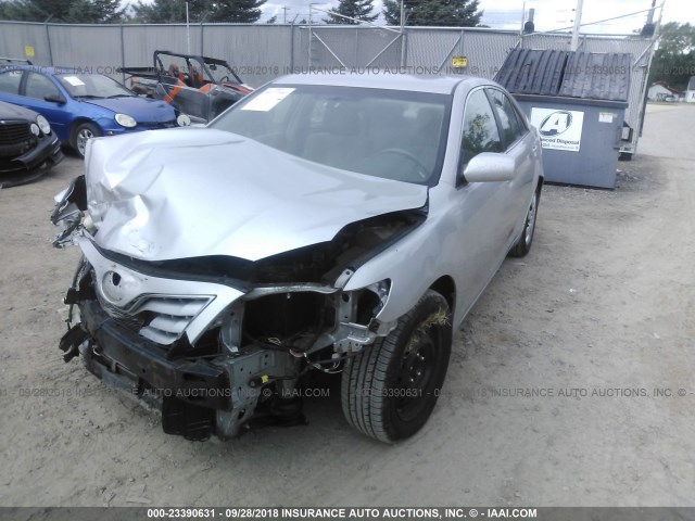 4T1BF3EK4AU051834 - 2010 TOYOTA CAMRY SE/LE/XLE 银色 照片 2